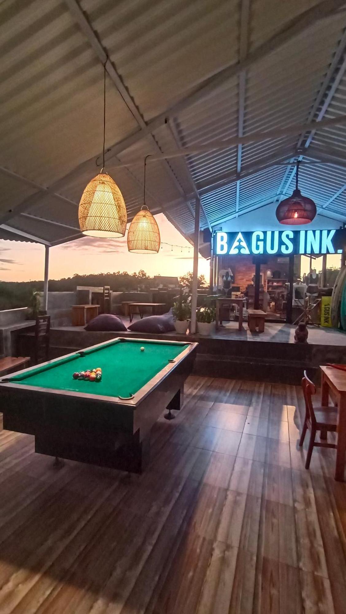 Hostel Bagus Ink Surf Camp Uluwatu Exterior foto